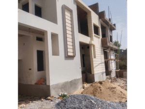 Modern West-Facing Duplex with Private Roof & Parking